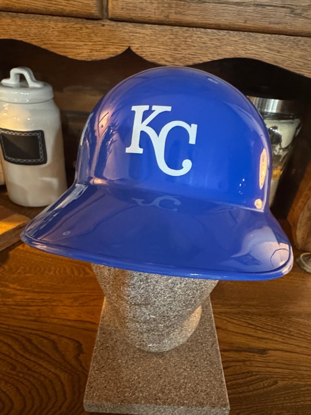 VTG 1969 KC Royals Full Size Batting Helmet Replica with Logo & Sprite on back